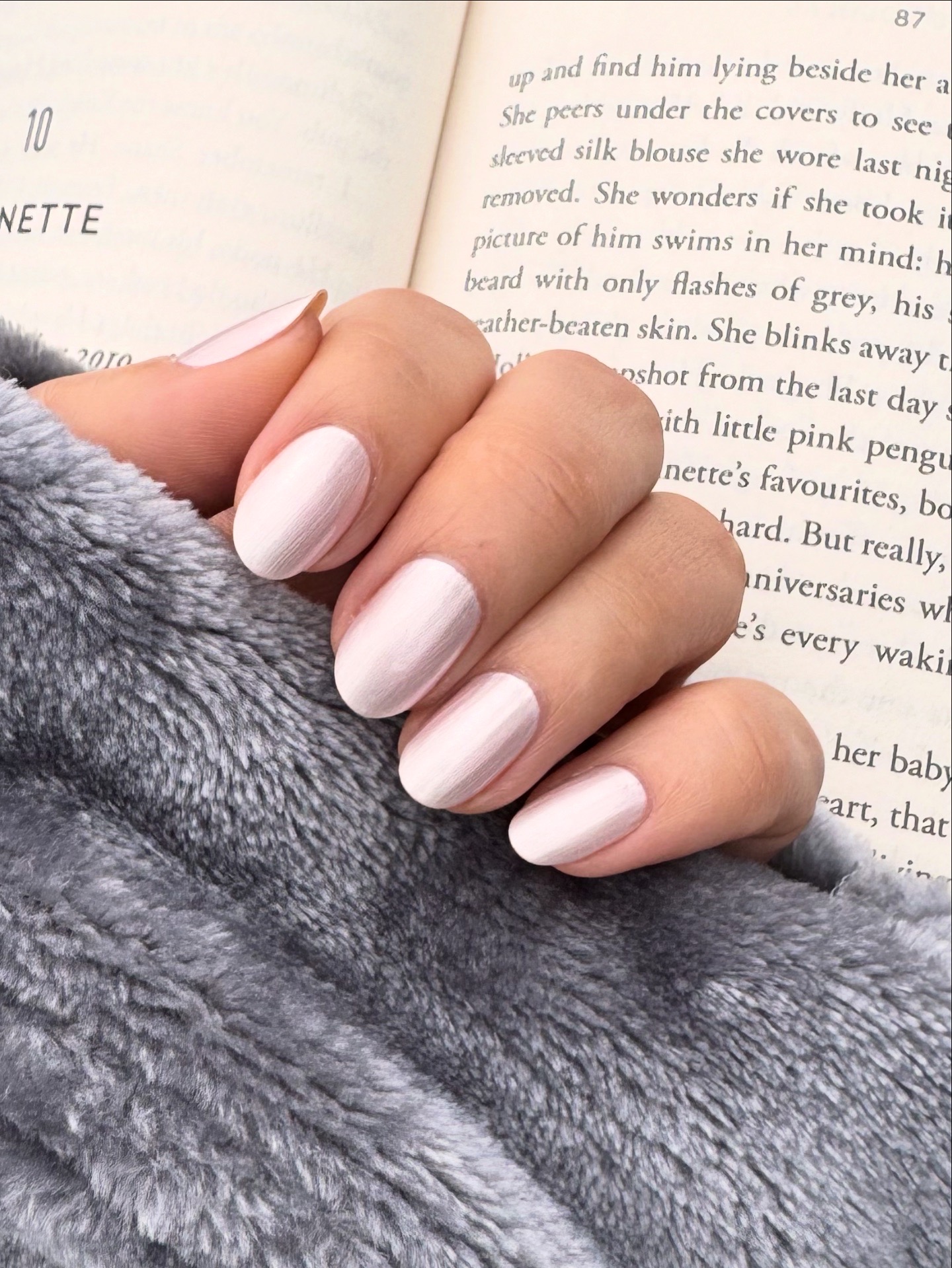 ETOILE Salon - Advanced Nail Care & Beauty Boutique nail photo 1